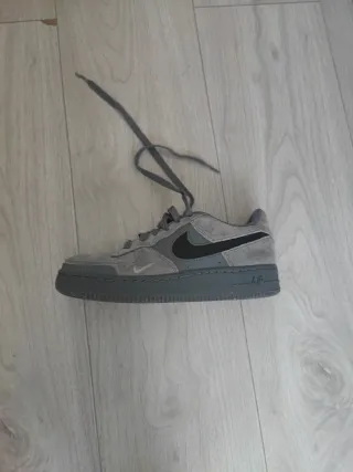 Nike Air Force 1 Grises