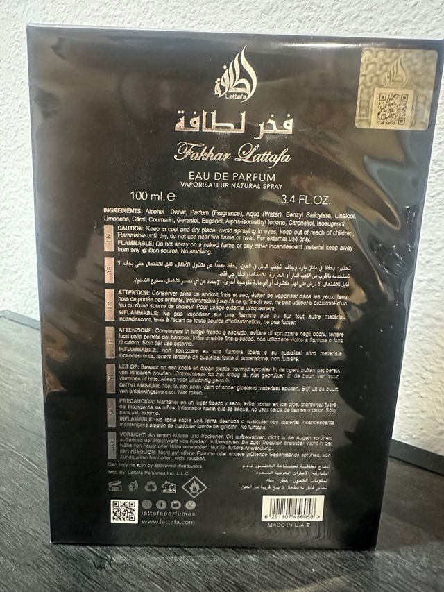 Perfume Lattafa Fakhar Lattafa Negro/Plata