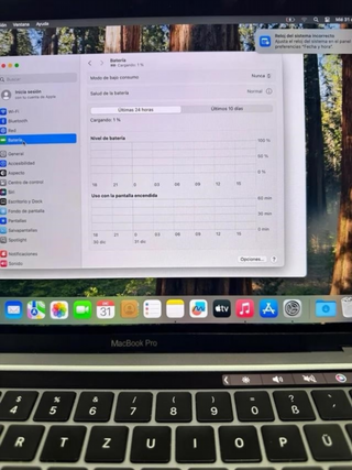 MacBook Pro 256GB 2020 i5 8GB RAM