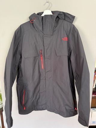Chaqueta The North Face Gris