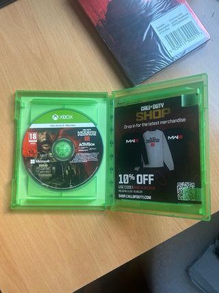 Call of Duty Modern Warfare III Xbox + Steelbook