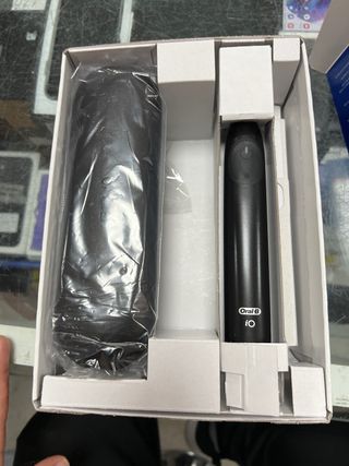 Oral-B iO Series 2 Clean & Care