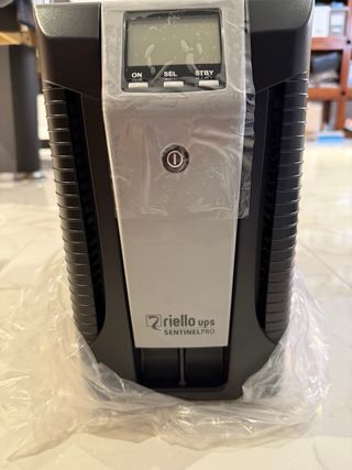 Riello Sentinel Pro 2200 UPS