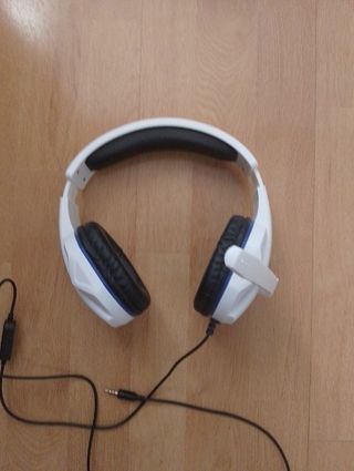 Cascos Gaming Blancos con Micrófono