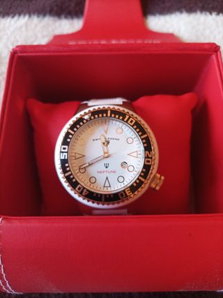 Reloj Swiss Legend Neptune Blanco y Dorado