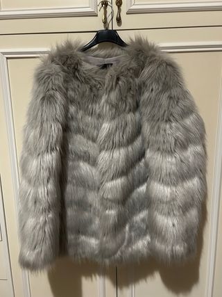 River Island Pelliccia Sintetica Grigia Argento