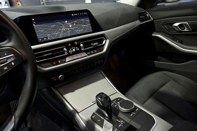 BMW Serie 3   320d Auto.Touring