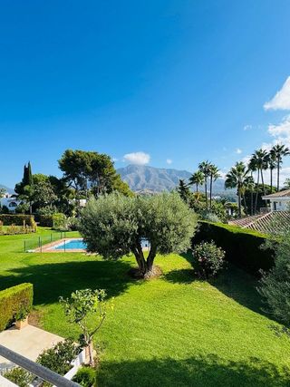 Casa pareada en alquiler en Los Naranjos - Las Brisas en Marbella