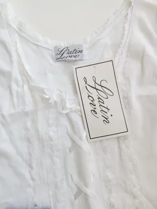 Top Crop Latin Love Negro y Blanco Talla L