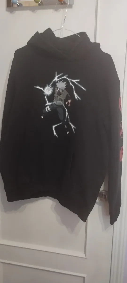Sudadera Bershka Naruto Kakashi