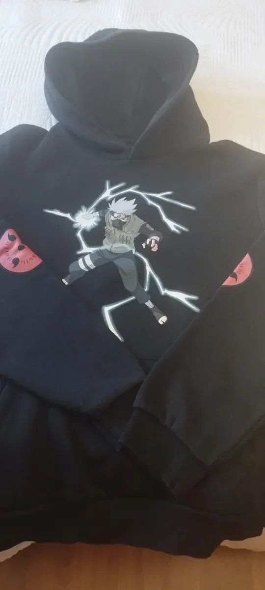 Sudadera Bershka Naruto Kakashi