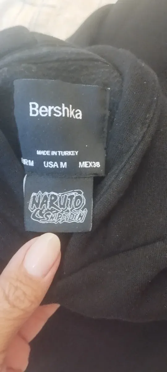Sudadera Bershka Naruto Kakashi