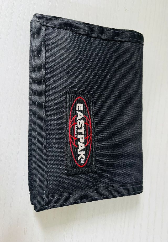 Portafoglio Eastpak nero