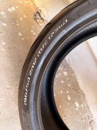 Juego de cubiertas Metzeler Sportec M7 RR