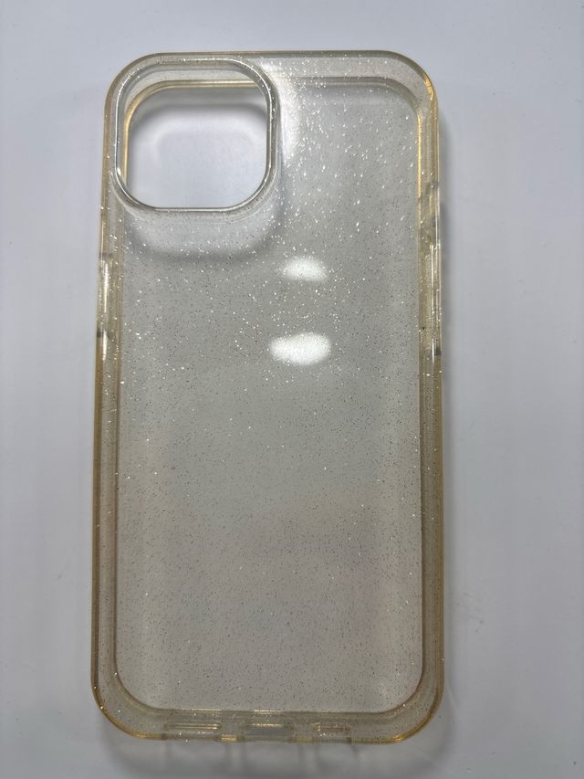 Fundas iPhone 15 (4 unidades)