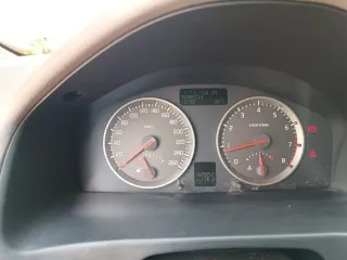 Volvo S40 T5 220cv manual