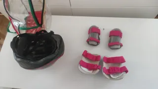 Casco y protecciones patines infantiles