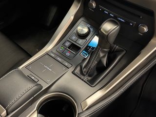 Lexus NX 300H Business