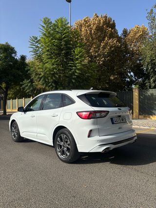 Ford Kuga 2023