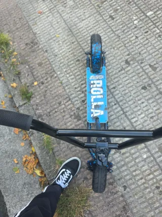 Patinete ROLLA azul