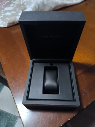 Scatola Hamilton nera