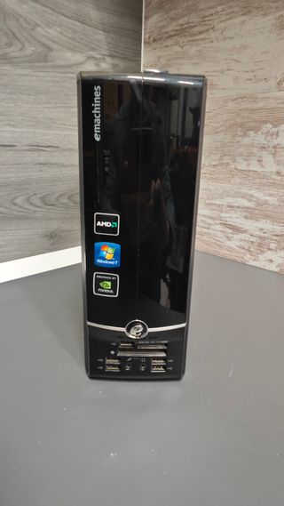 Ordenador Completo eMachines CPU Compacto
