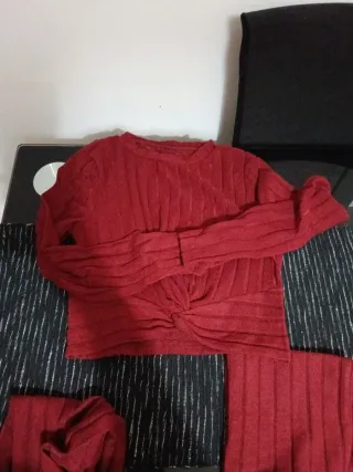 Conjunto rojo de canalé
