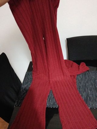 Conjunto rojo de canalé