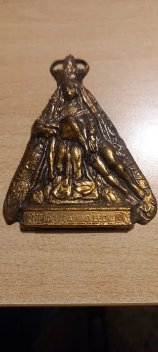 Objetos religiosos varios