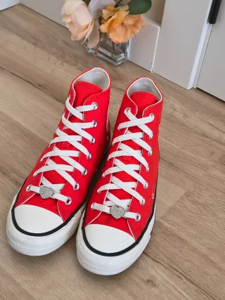 Converse talla 39 color rojo coral edición especia