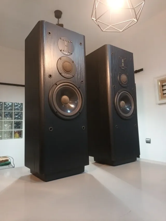 Infinity Columnas de Estudio made im U.S.A vintage