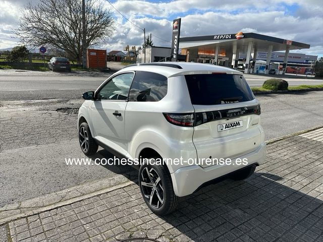 Aixam Crossover premium 2025