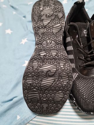 Zapatillas deportivas negras CAIQISS talla 42
