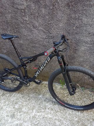 Bici Specialized biammortizzata 2022