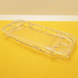 Nintendo Switch Lite Gialla + Custodia Luigi's Man