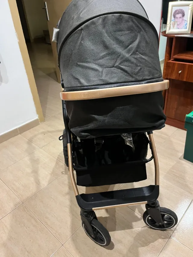Cochecito bebé en muy buen estado