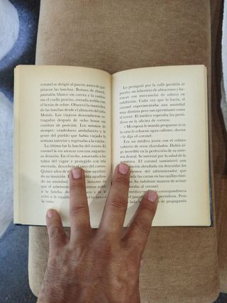 Libro El coronel no tiene quien le escriba