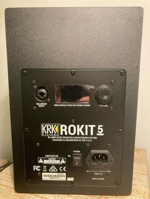 Altavoces KRK ROKIT 5 G4 Negros