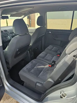 TOURAN 2.0 TDI ADVANCE  2012