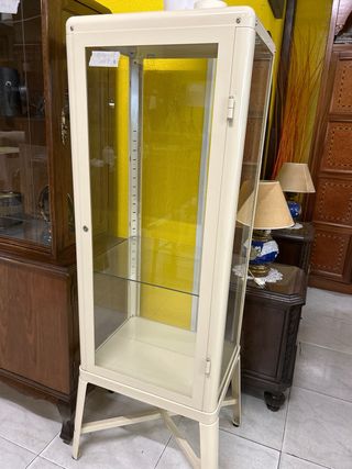 Vitrina expositora cristal y metal