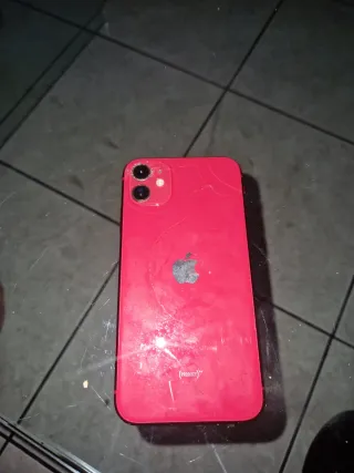 iPhone 11 rosso