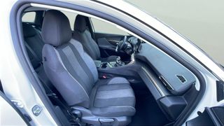 Peugeot 3008 BlueHDi 130 S&S Active Pack 96 kW (130 CV)