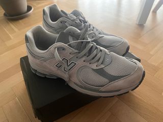 New Balance 2002 R Gris