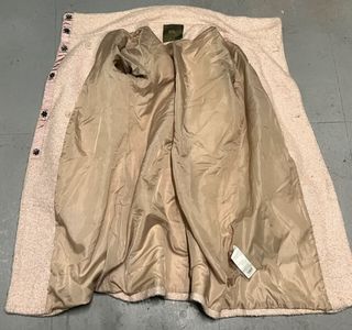 Chaquetón rosa de pelo sintético