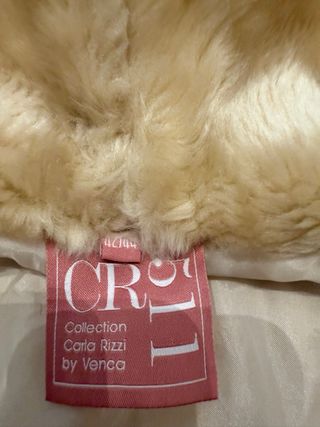 Chaquetón mujer de pelo Marfil con capucha