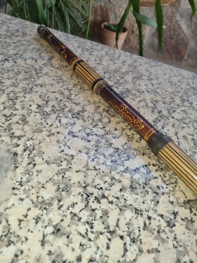 Cerbatana artesanal decorativa