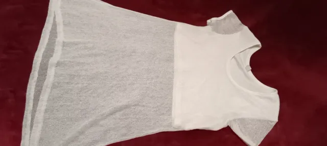 Camiseta blanca de malla