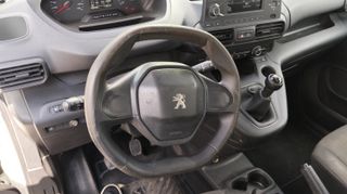 Peugeot Rifter BlueHDi Access Standard 73 kW (100 CV)