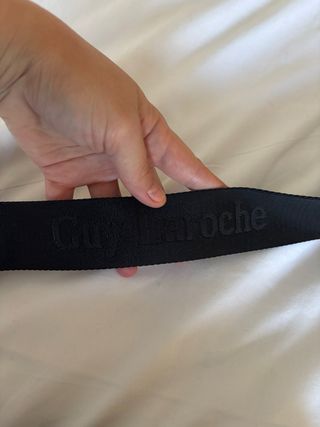 Bandolera Guy Laroche de piel El Corte Inglés 90€