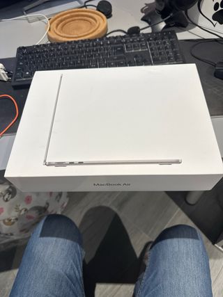 MacBook Air 13 M3 Azul/Verde